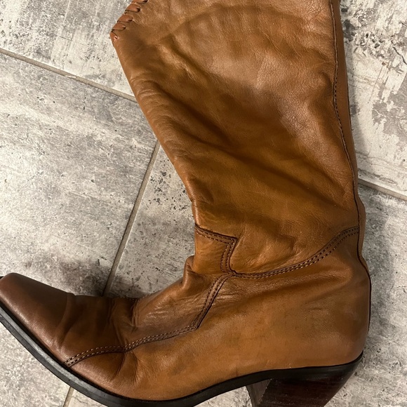 Two Lips Cowboy zip Boots SZ 8 - Picture 9 of 11